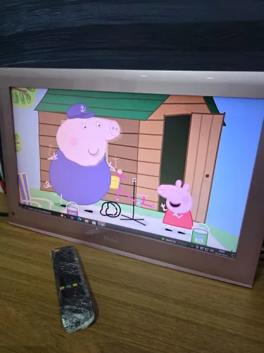 TV PHILCO 24 POLEGADAS FUNCIONANDO PERFEITAMENTE NAO E SMART