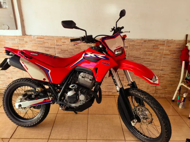 Tornado 250 completa