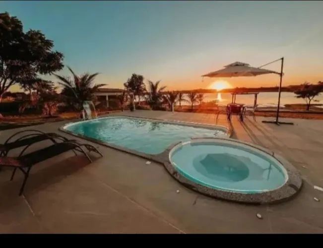 Piscina com hidromassagem 8 metros