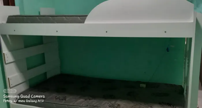 Beliche Branco com colchões
