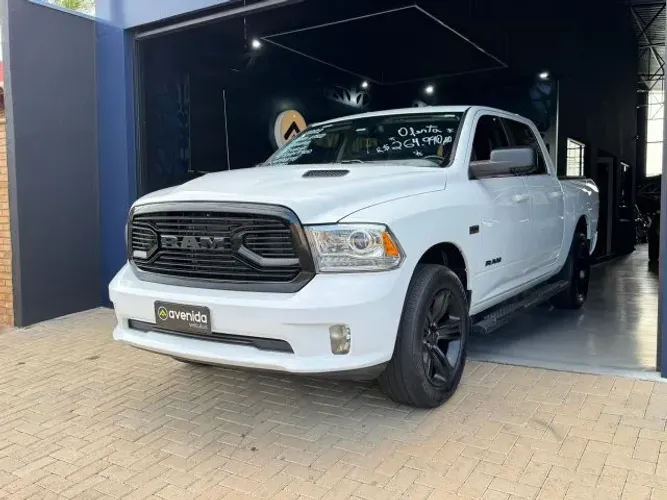 Ram 1500 Limited 5.7 CD 4X4 Aut. 2022