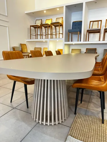 Mesa de reunião ou jantar de alto padrão