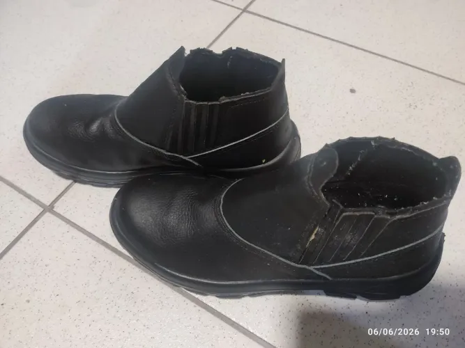 Bota de segurança Bompel 44