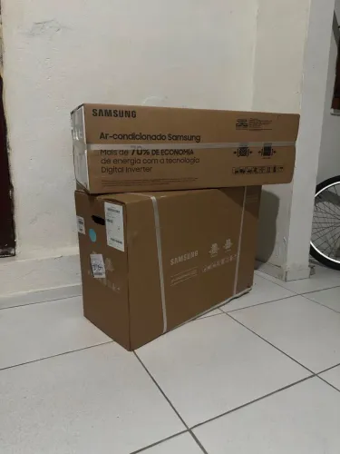 Ar-condicionado Samsung WindFree 12.000 BTUs Inverter 220V LACRADO