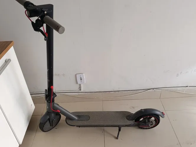 Patinete elétrico 30km, por hora. 800km da autonomia