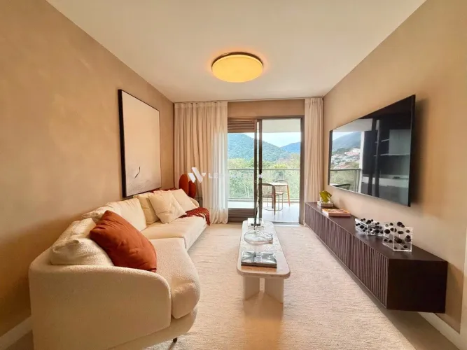 Belíssimo Apartamento com 2 dormitórios - Cacupé - Florianópolis