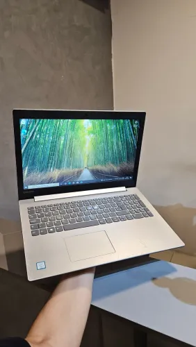 Notebook Lenovo - Processador I3 6 Geração | SSD 120Gb | 8GB RAM