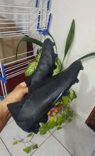 Chuteira pra Campo Adidas Semi Nova