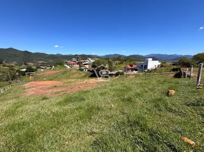 OPORTUNIDADE EM PAULO LOPES: TERRENO PLANO COM VISTA E ACESSO ASFALTADO