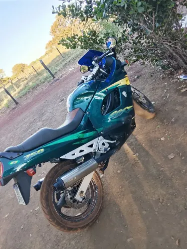 Suzuki 750 GSX F