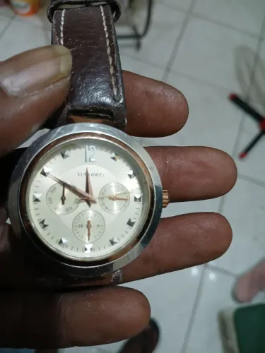 Relógio technos três bolas funcionando perfeitamente 