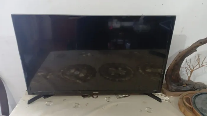 TV Samsung Smart 32