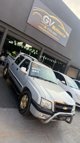 Chevrolet S10 Pick-up Exec. 2.8 4X4 CD TB Int.dies 2005