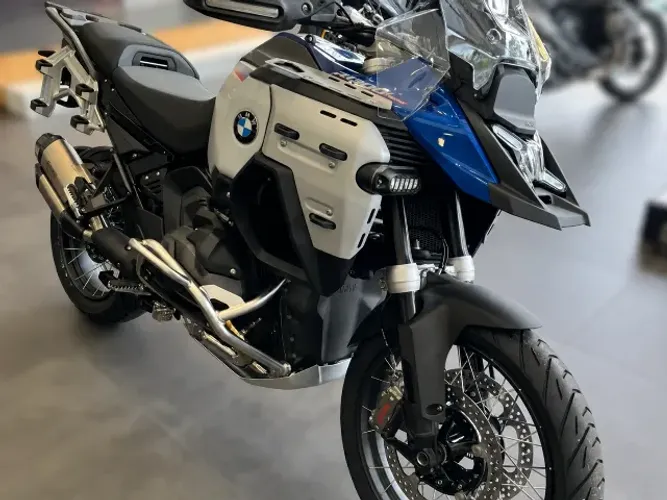 BMW R 1300 GS Adventure Trophy 2026