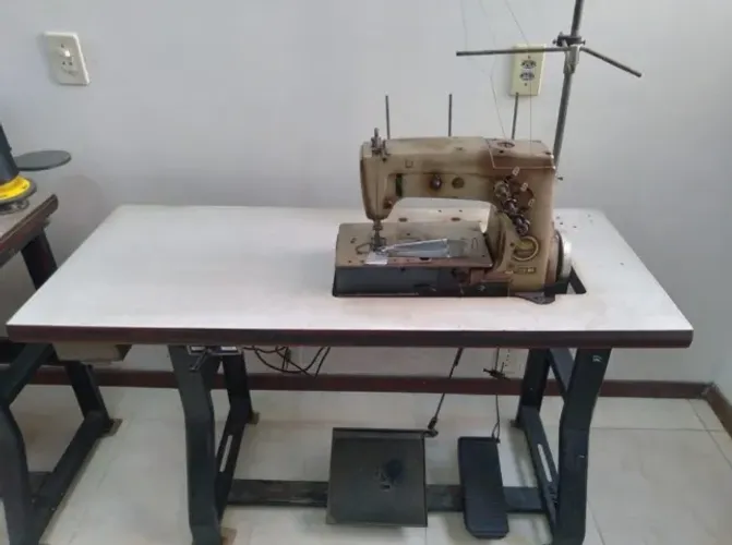 Máquina de costura industrial colarete 