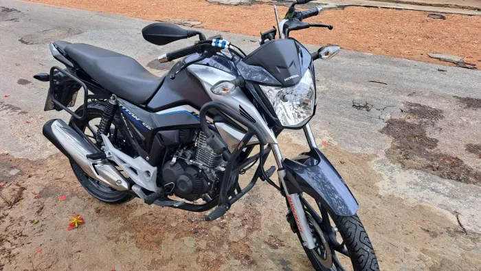 VENDO   TITAN 160 2023