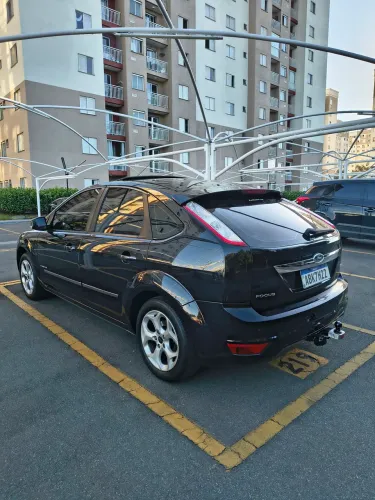 Ford Focus Titanium 2.0 16V Flex 5P Mec. 2011