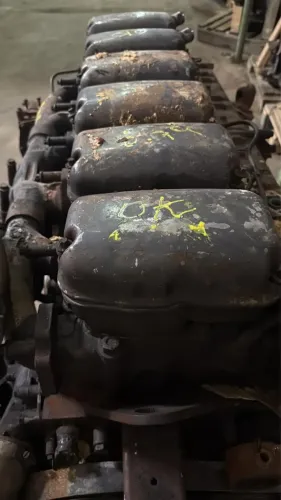 Motor Scania 440 13 litros