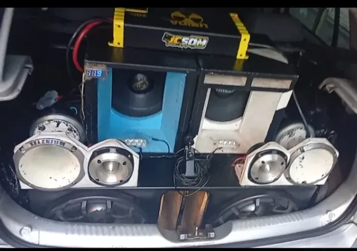 Som automotivo