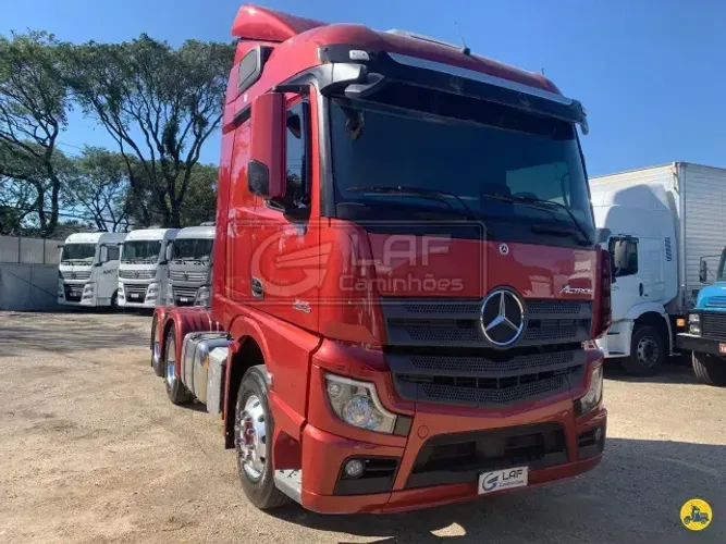 M.benz Actros 2548 6x2 teto alto automático