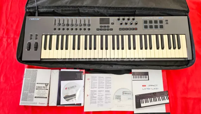 Controlador Nektar Impact LX61+
