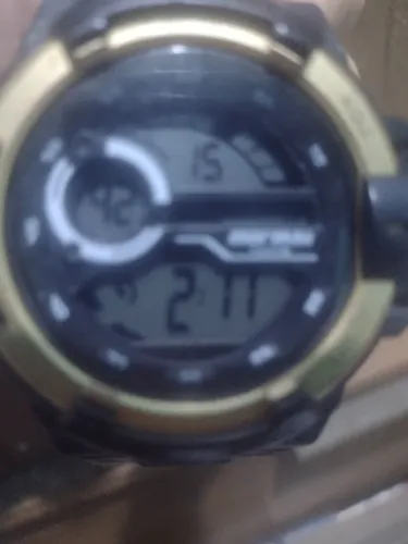 Vende relógio digital momem