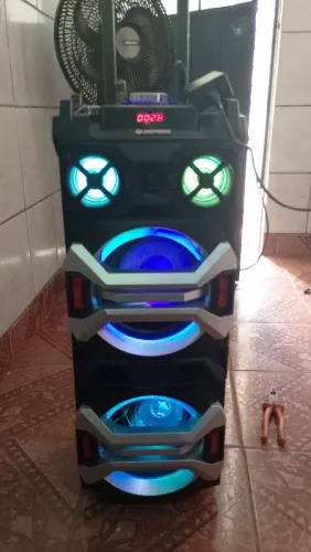 Caixa de som Mondial 300w