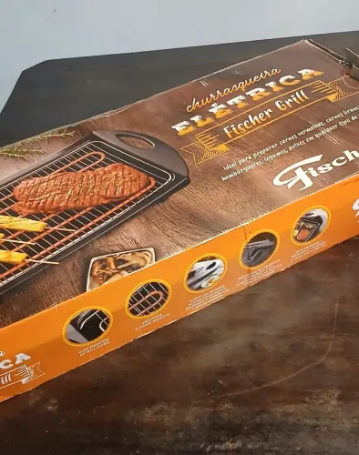 Churrasqueira elétrica Fischer 127v R$ 120,00