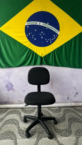Cadeira Secretária Giratória 