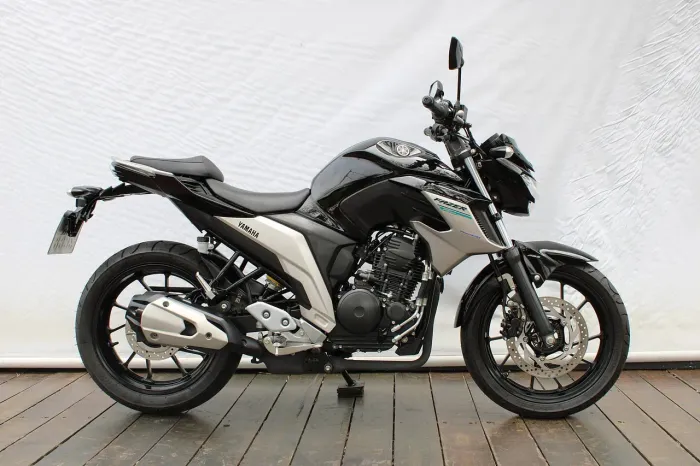 YAMAHA FZ25 FAZER ABS
