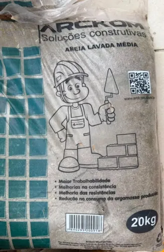 Areia Lavada Media