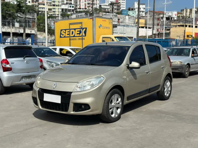 Renault Sandero Expression Hi-flex 1.6 8V 5P 2012