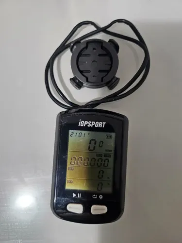 Ciclocomputador GPS iGPSPORT iGS10 com suporte para bicicleta