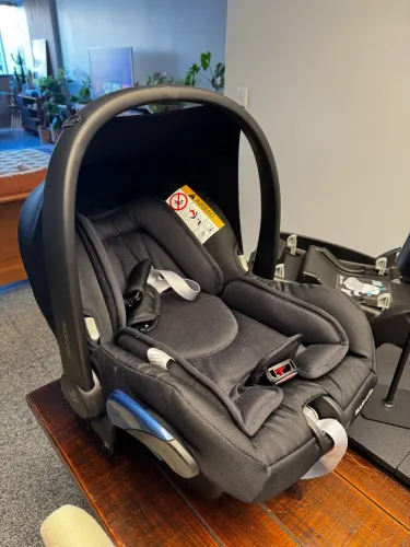 Bebê conforto maxi-cosi citi 2 all black