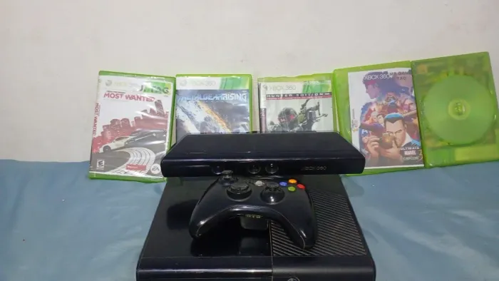 Xbox 360 Super Slim