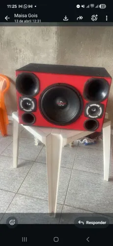 Vendo Caixa De Som Automotiva RS 700