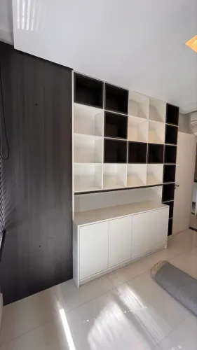 Painel com Nichos + Armário planejado