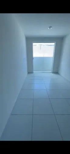 ALUGA-SE APARTAMENTO ? R$ 900,00