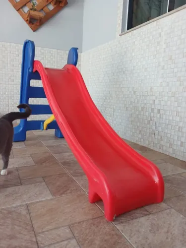 Escorregador infantil