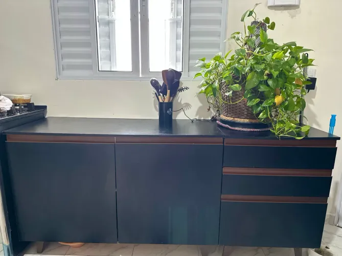 Armário de cozinha compacta