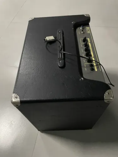 Caixa de baixo staner dragon bx200