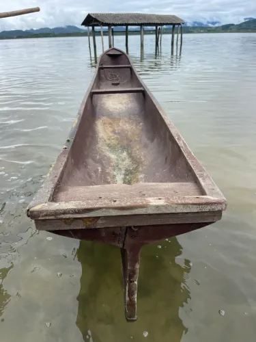 Vendo Canoa , madeira Garapuvu