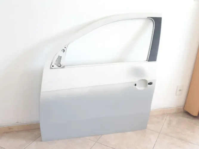 Vendo porta original para Gol/Voyage serve para G5,G6,G7,G8