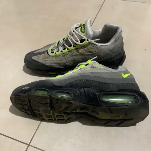 Vendo Nike Air Max 95 Neon N° 40