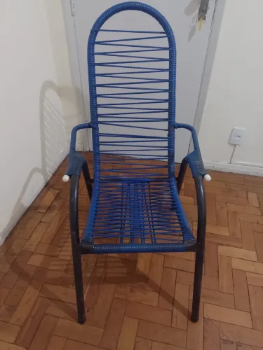 Cadeira Trama de Fio Plástico