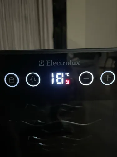 Adega Electrolux para 12 garrafas - Venda no estado