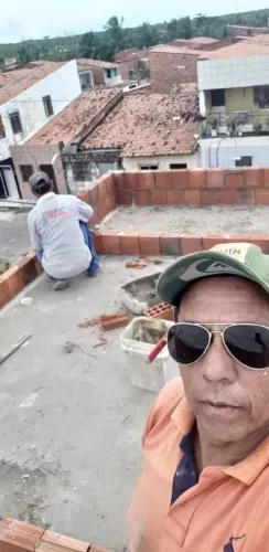 Pedreiro profissional disponível 
