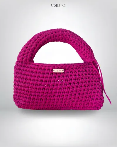 Bolsa de crochê 100% artesanal