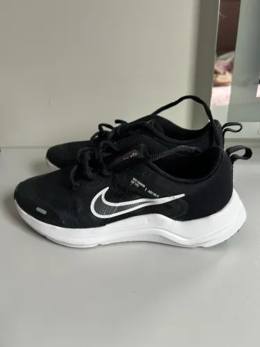 Tenis Nike