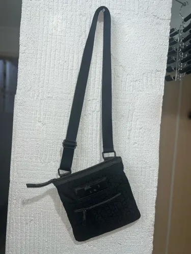 bolsa calvin klein tiracolo